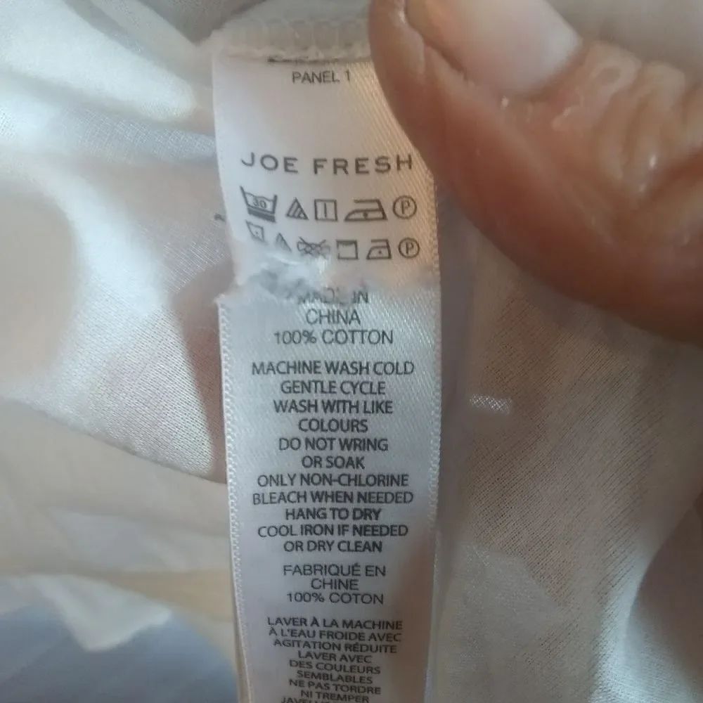 Joe Fresh cotton top  - Picture 5 of 7